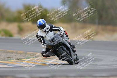 media/Jan-15-2023-SoCal Trackdays (Sun) [[c1237a034a]]/Turn 3 (1115am)/